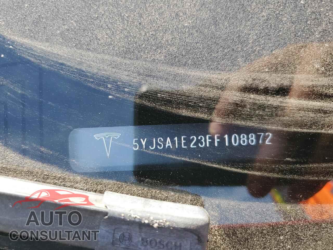 TESLA MODEL S 2015 - 5YJSA1E23FF108872