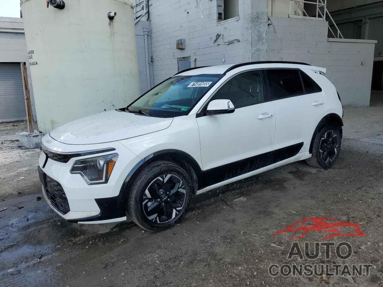 KIA NIRO WIND 2023 - KNDCR3L18P5022656