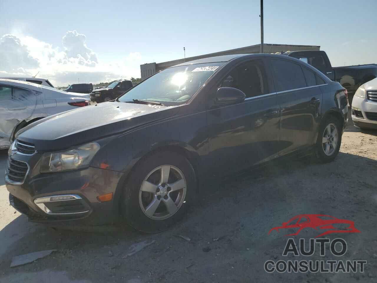 CHEVROLET CRUZE 2016 - 1G1PE5SB8G7107030