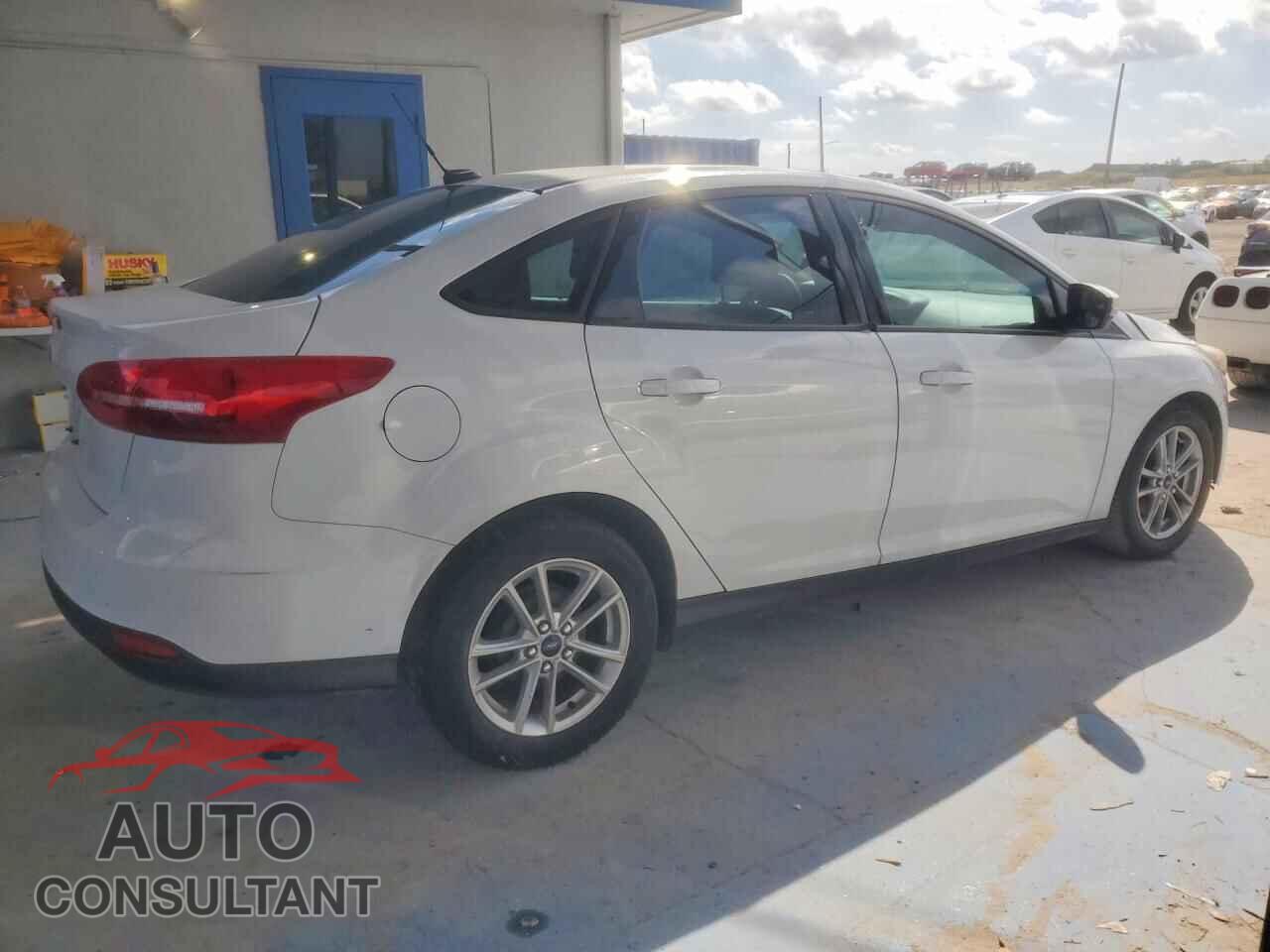 FORD FOCUS 2016 - 1FADP3F2XGL239111