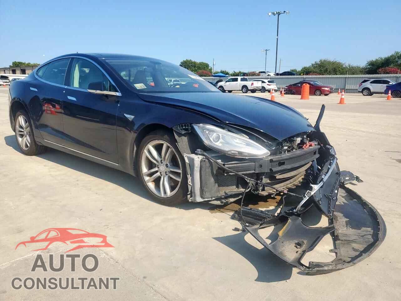 TESLA MODEL S 2013 - 5YJSA1CN6DFP20705