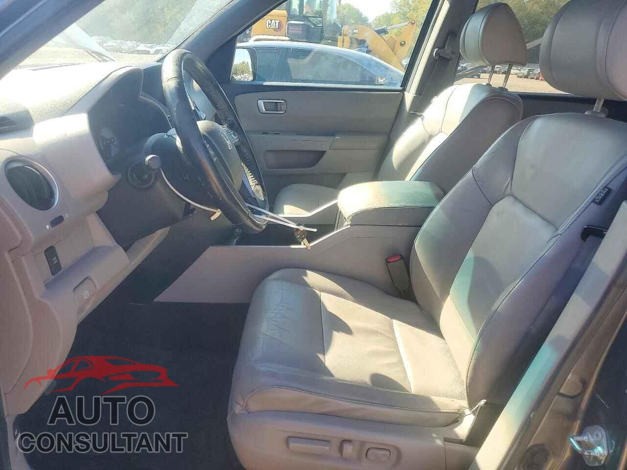 HONDA PILOT 2010 - 5FNYF3H57AB014693