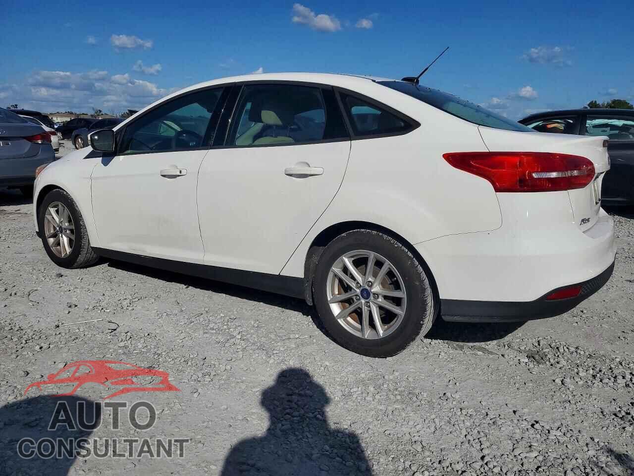 FORD FOCUS 2017 - 1FADP3F20HL264035