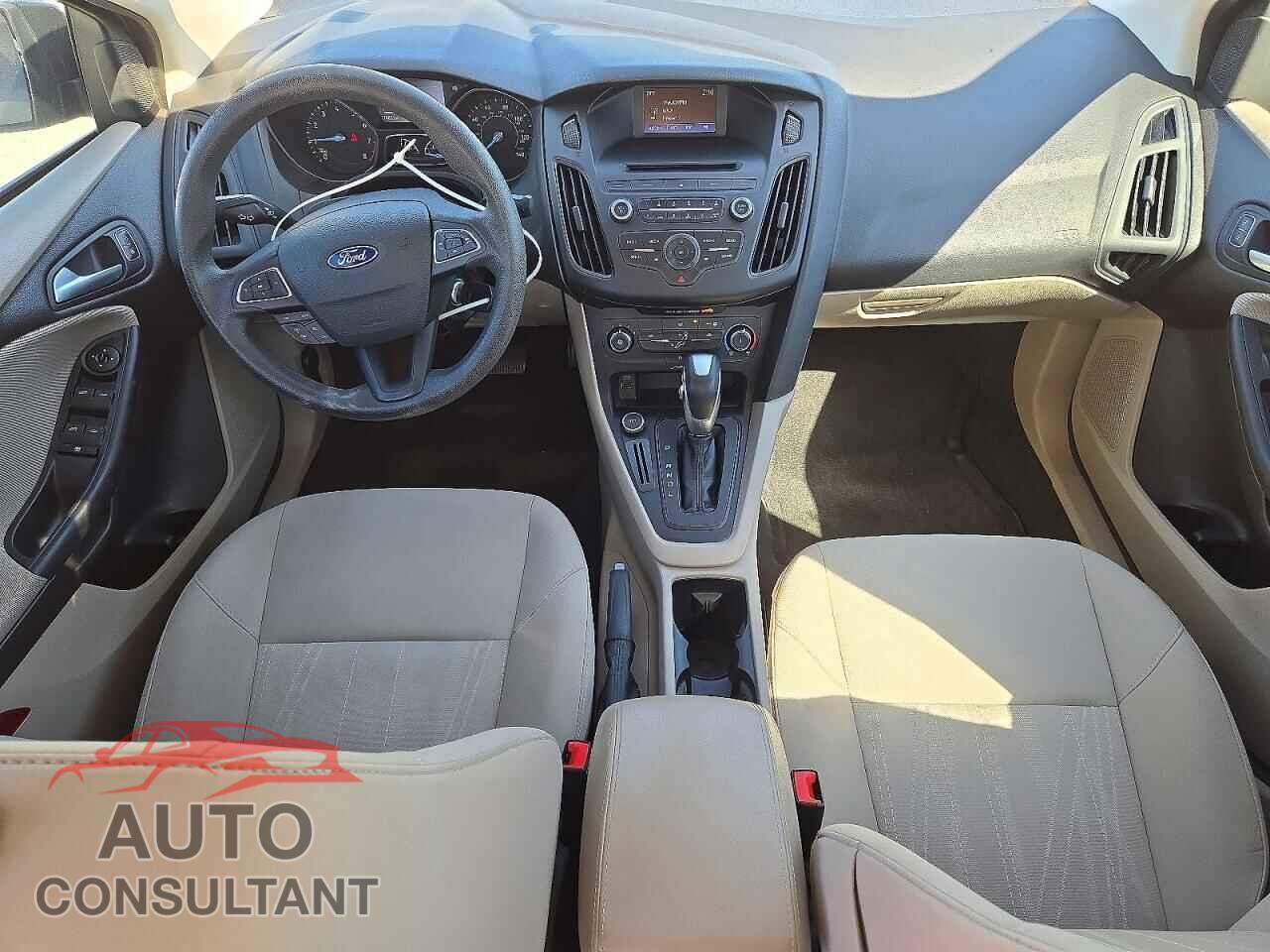 FORD FOCUS 2016 - 1FADP3F27GL292476