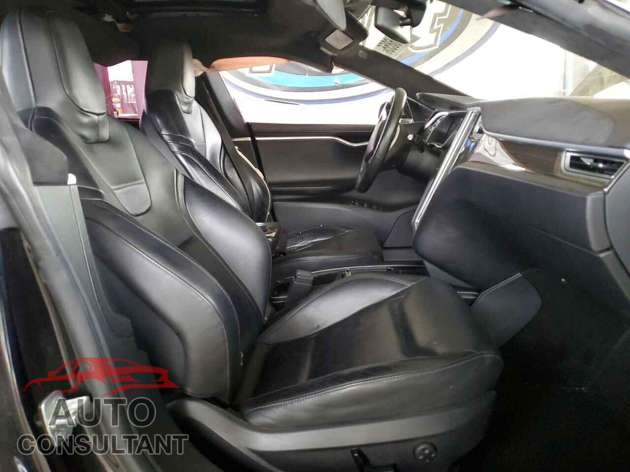 TESLA MODEL S 2016 - 5YJSA1E21GF125879