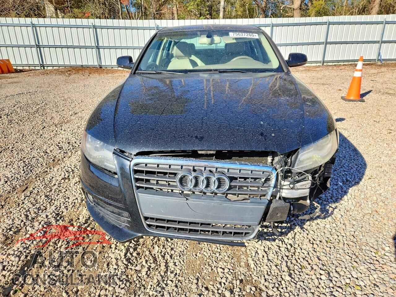 AUDI A4 2012 - WAUJFBFL9CA034529