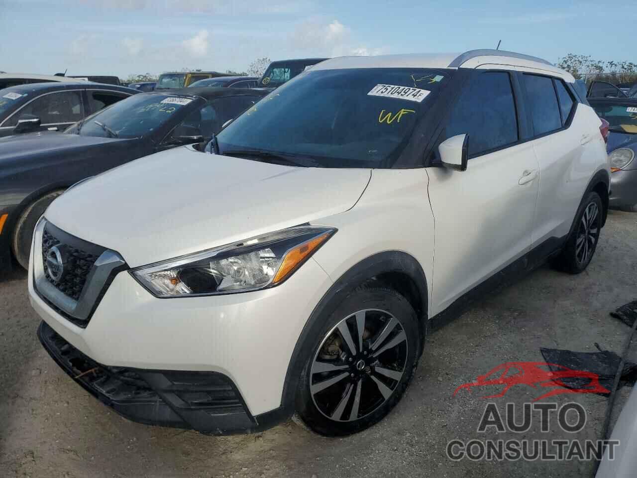 NISSAN KICKS 2018 - 3N1CP5CUXJL512229