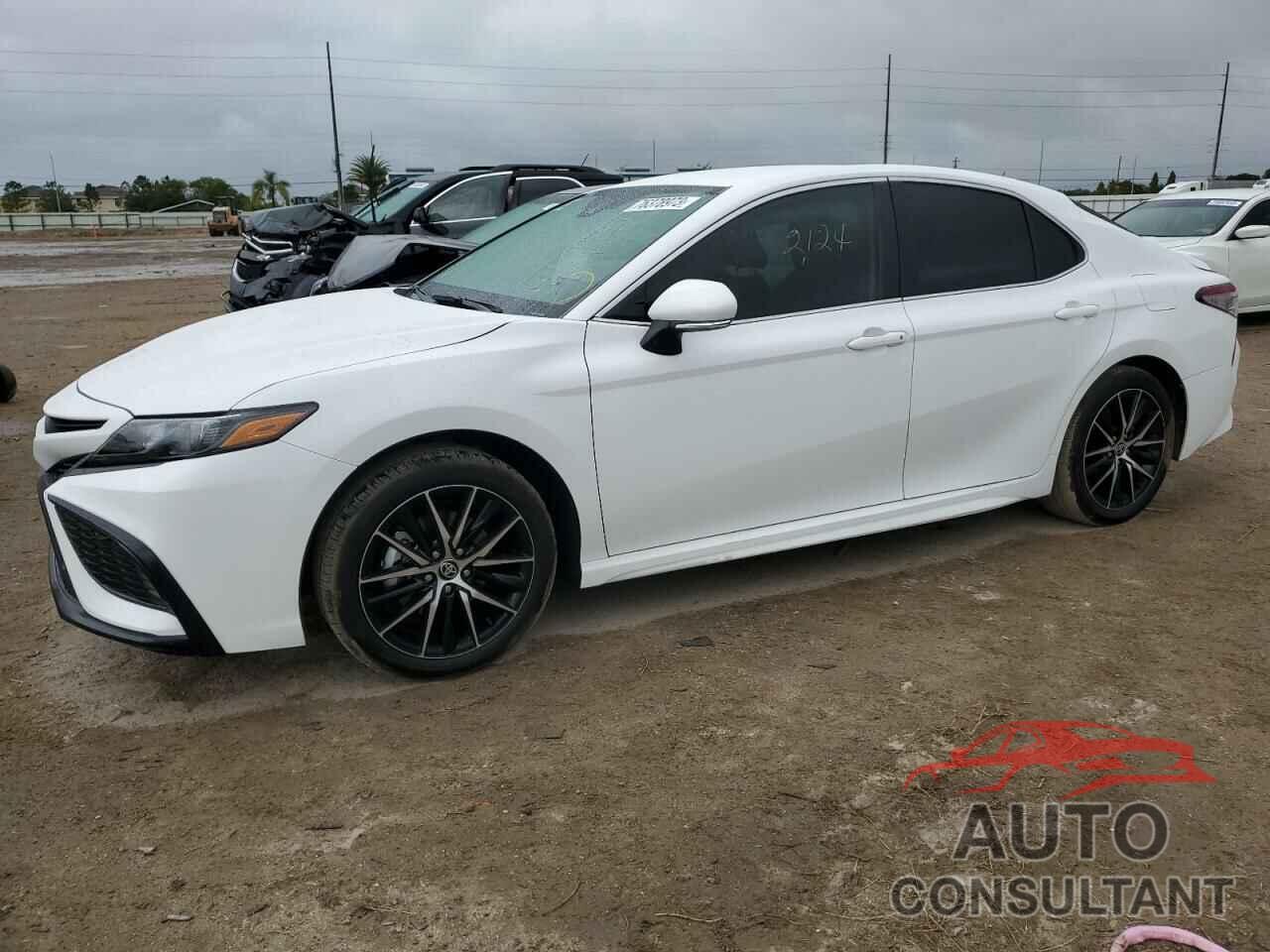 TOYOTA CAMRY 2024 - 4T1T11AK7RU850130