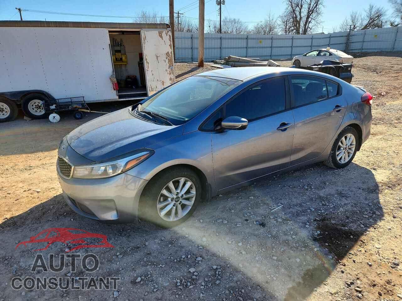 KIA FORTE 2017 - 3KPFL4A72HE062149