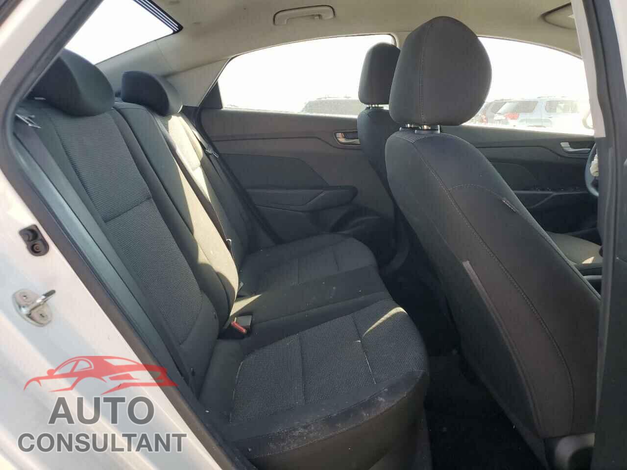 HYUNDAI ACCENT 2018 - 3KPC24A34JE007436