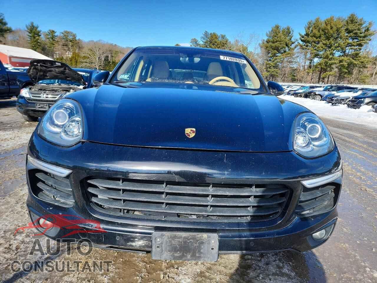 PORSCHE CAYENNE 2017 - WP1AA2A24HKA85940