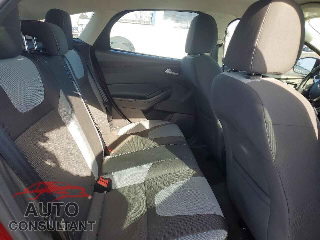FORD FOCUS 2014 - 1FADP3K20EL408698