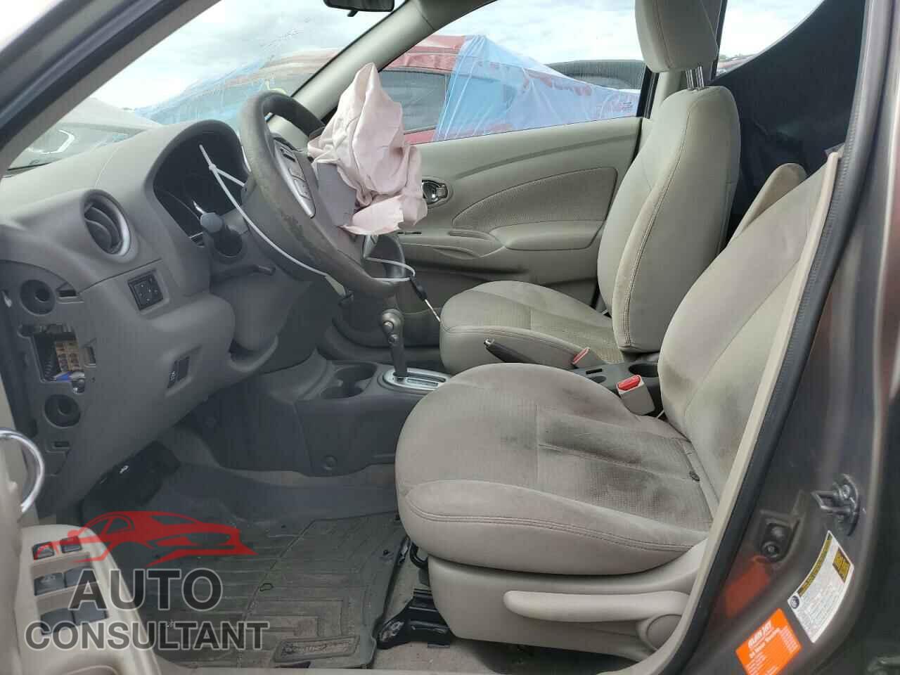 NISSAN VERSA 2015 - 3N1CN7AP4FL944742