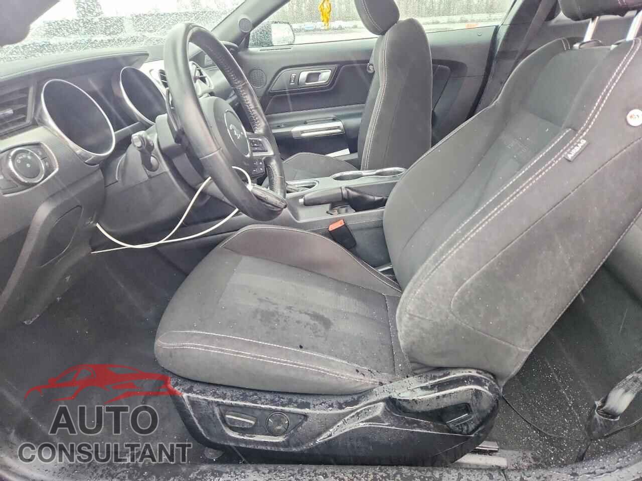 FORD MUSTANG 2021 - 1FA6P8CF3M5151840