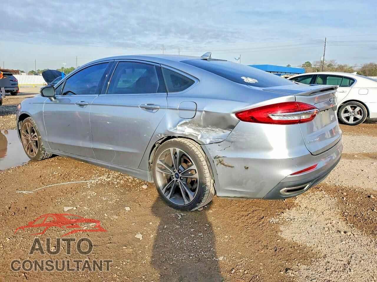 FORD FUSION 2020 - 3FA6P0D99LR137012