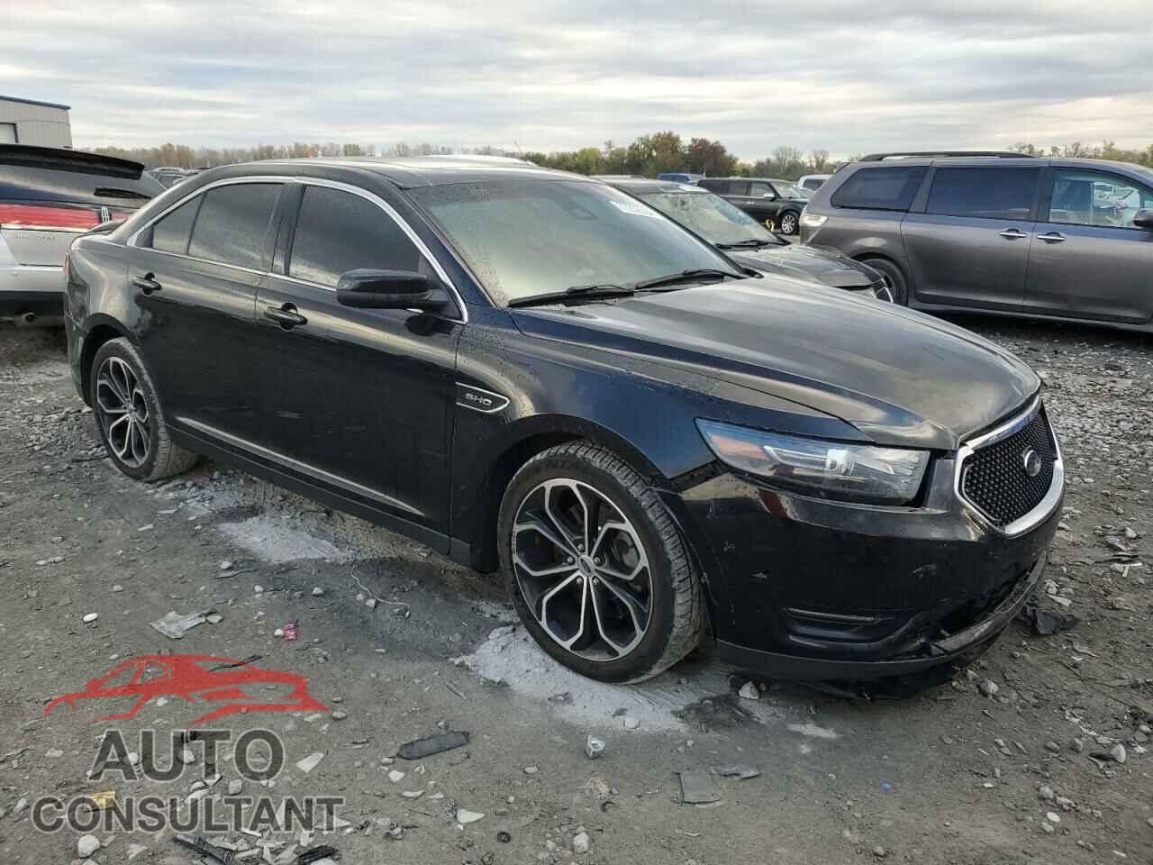 FORD TAURUS 2018 - 1FAHP2KT1JG113696