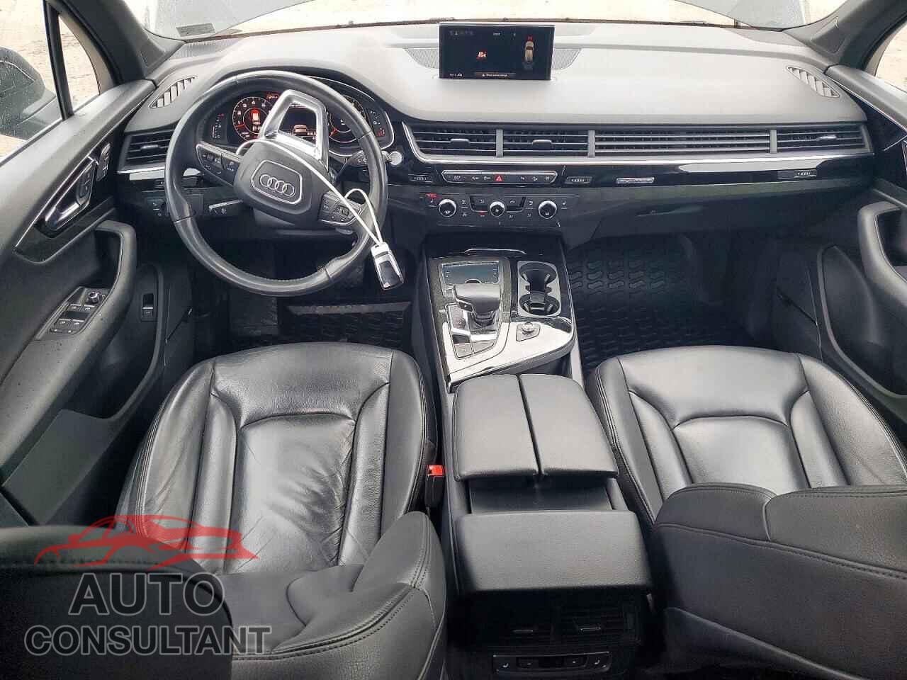 AUDI Q7 2018 - WA1LABF7XJD010176