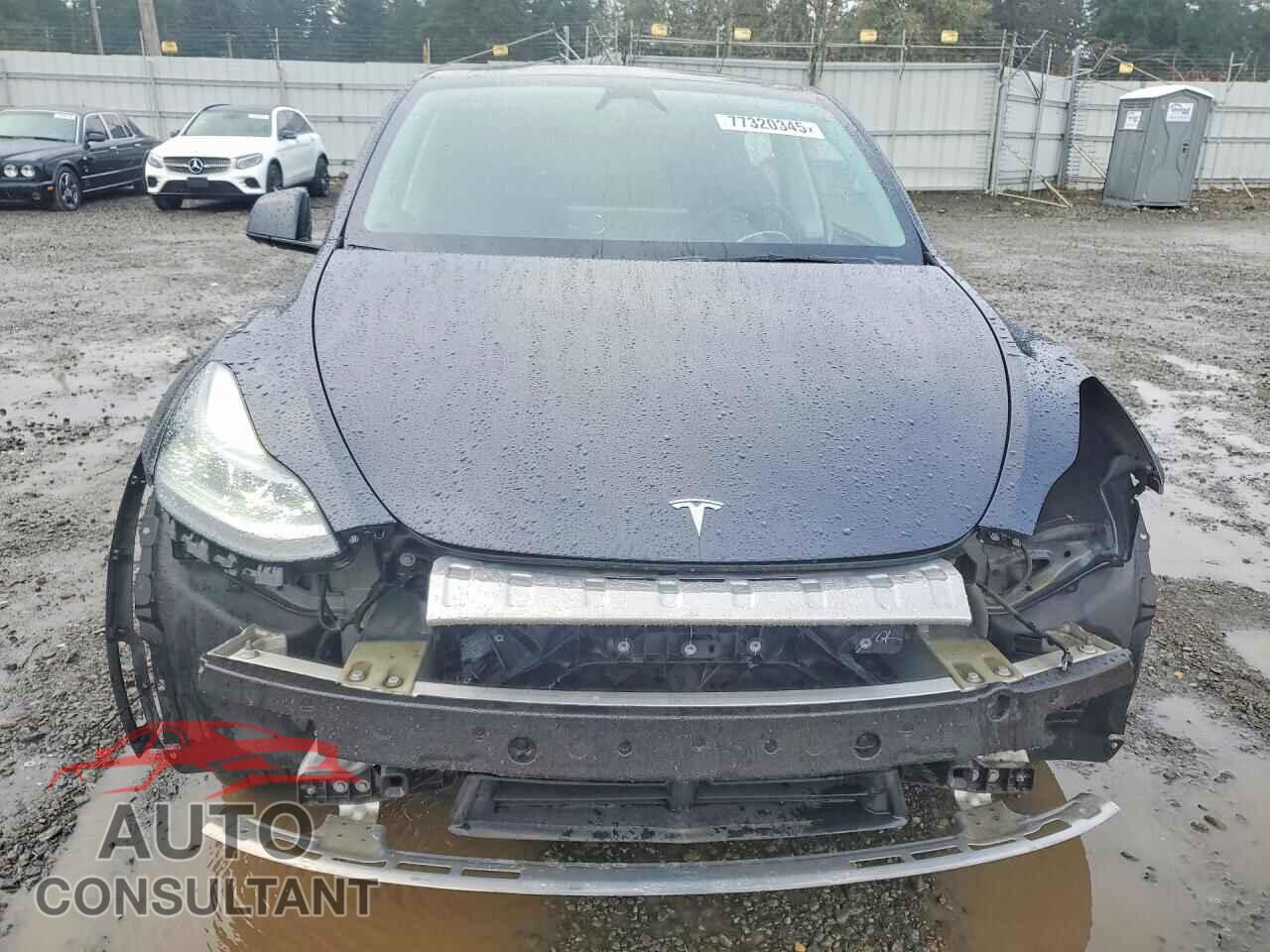 TESLA MODEL Y 2024 - 7SAYGDEE2RF984392