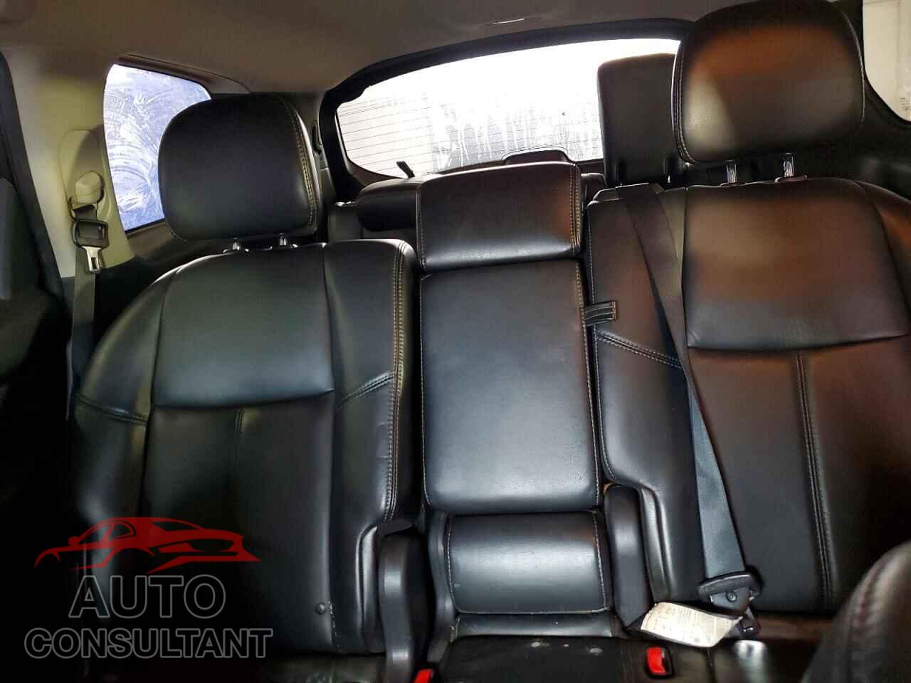 NISSAN PATHFINDER 2013 - 5N1AR2MM8DC682497