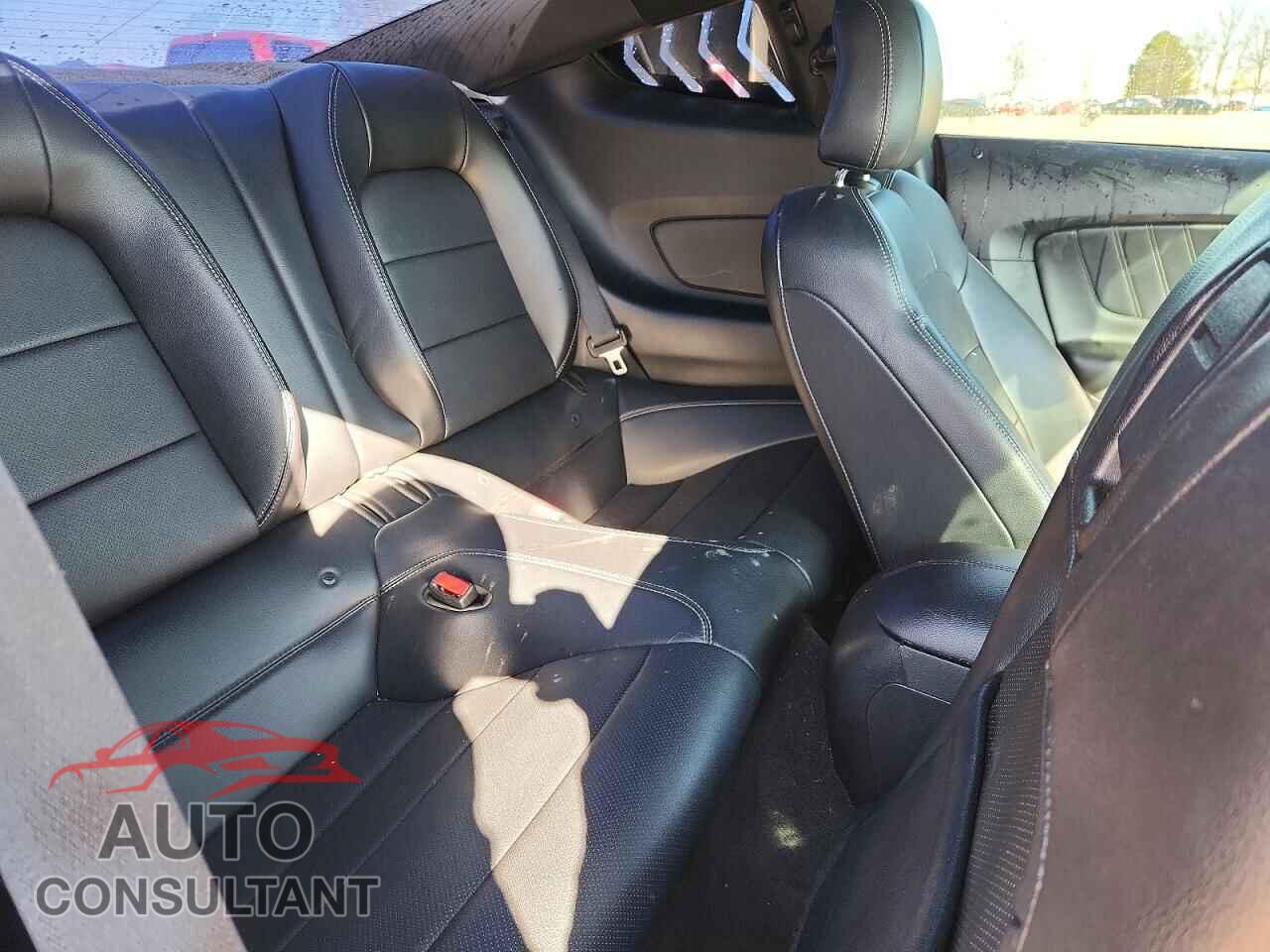 FORD MUSTANG 2017 - 1FA6P8CF0H5203334
