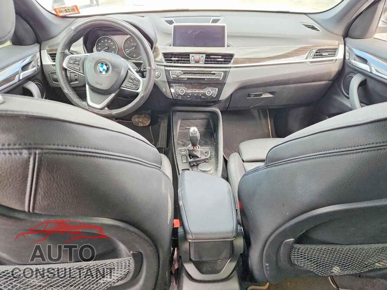 BMW X1 2017 - WBXHT3C33H5F83797
