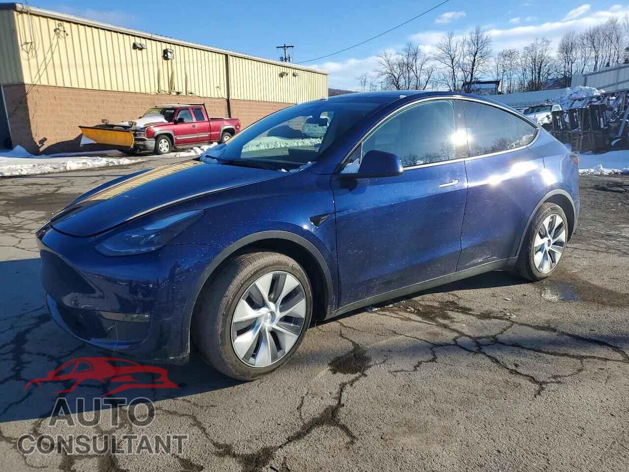 TESLA MODEL Y 2023 - 7SAYGAEE2PF854592