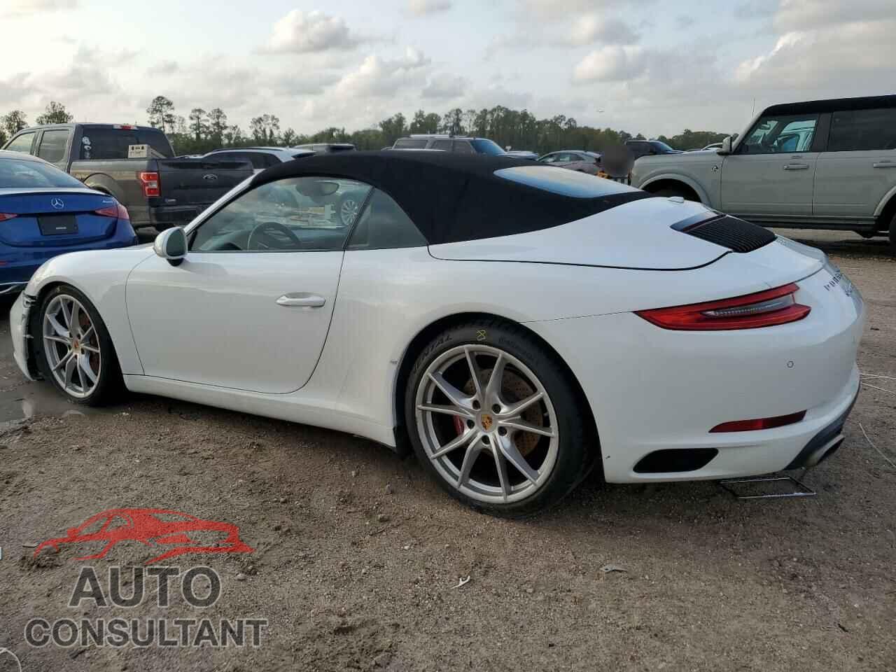 PORSCHE 911 2017 - WP0CA2A99HS141149