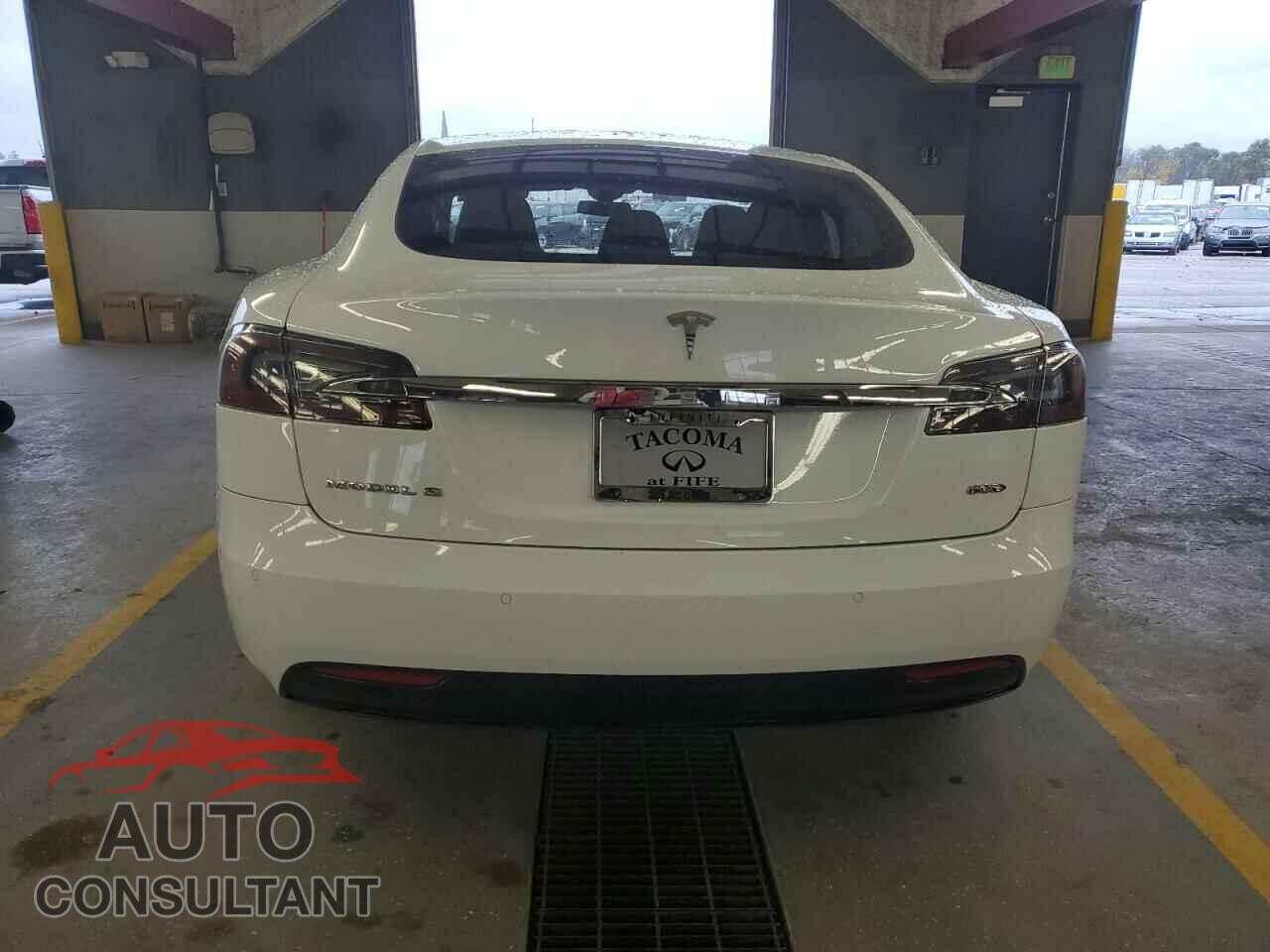TESLA MODEL S 2016 - 5YJSA1E23GF161587