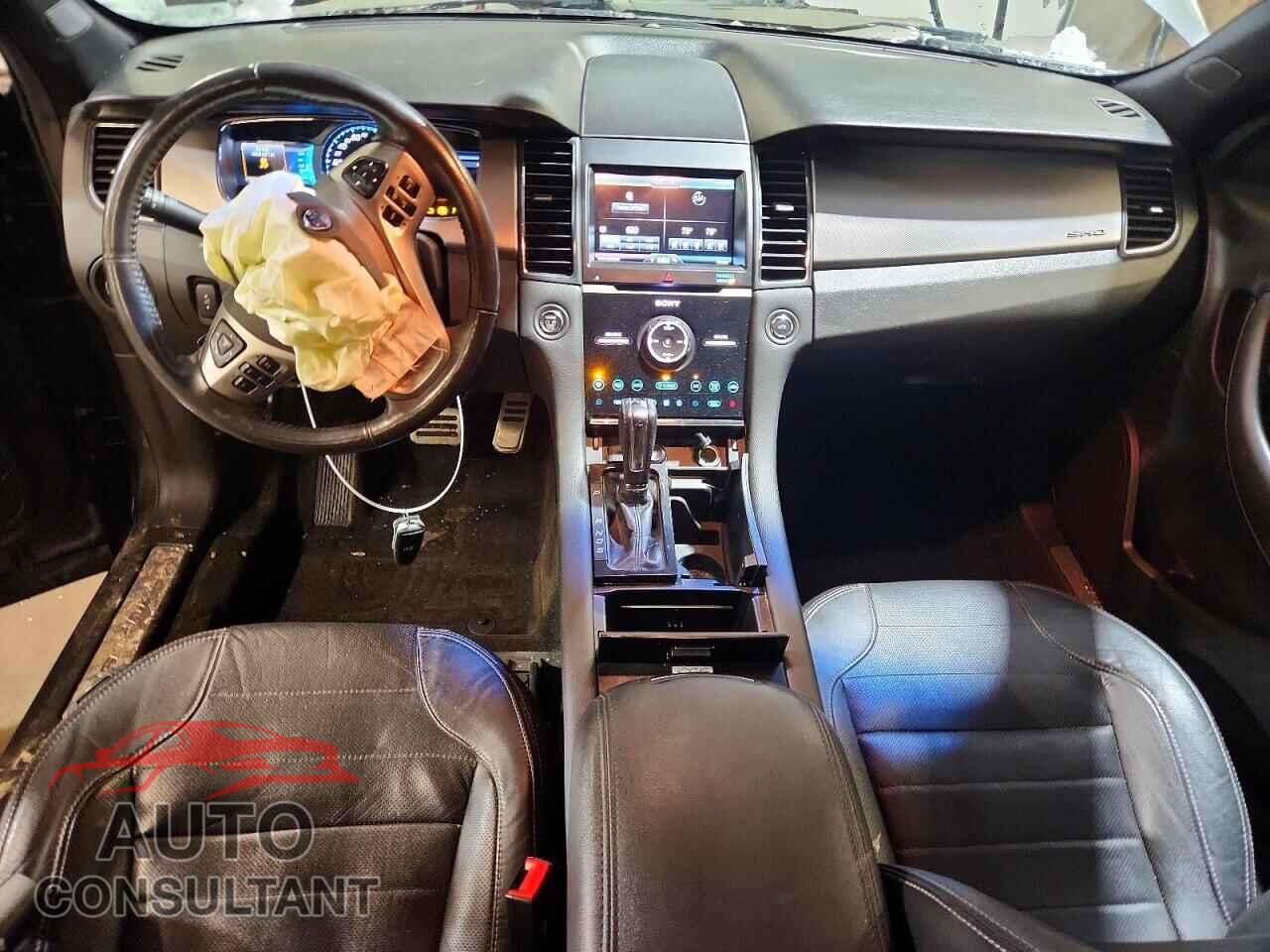 FORD TAURUS 2015 - 1FAHP2KT5FG176534