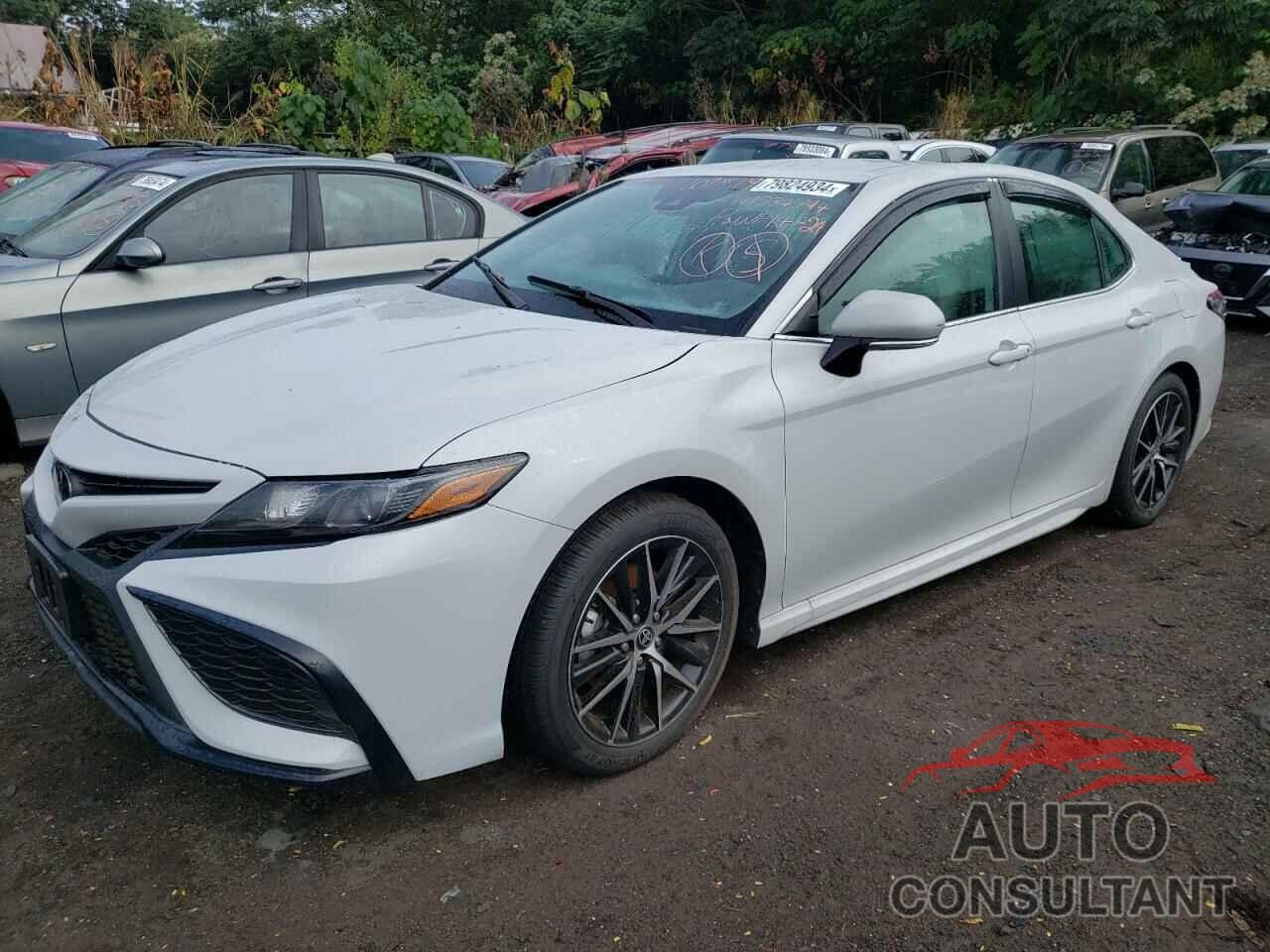 TOYOTA CAMRY 2024 - 4T1G11AK1RU234795