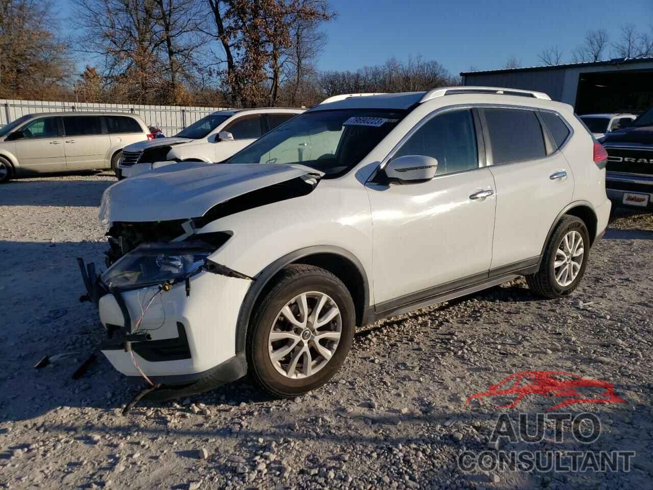 NISSAN ROGUE 2017 - KNMAT2MT6HP509475