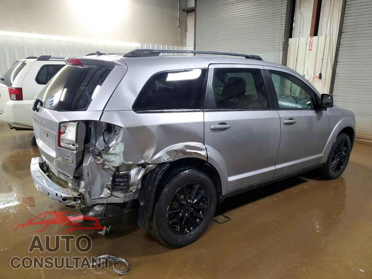 DODGE JOURNEY 2017 - 3C4PDCBG5HT526332