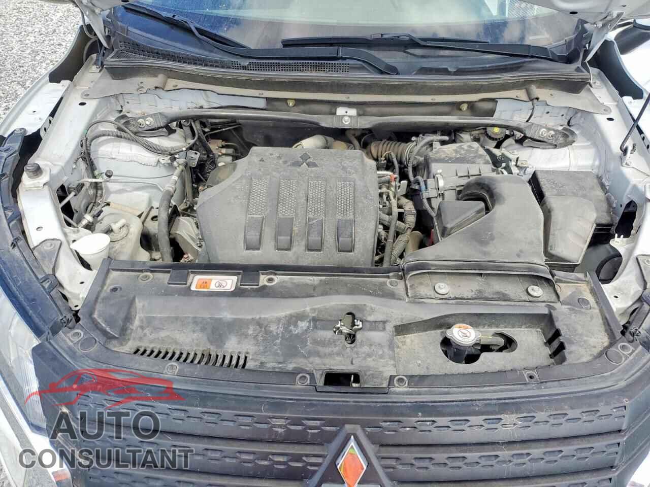 MITSUBISHI ECLIPSE 2023 - JA4ATUAA9PZ002999