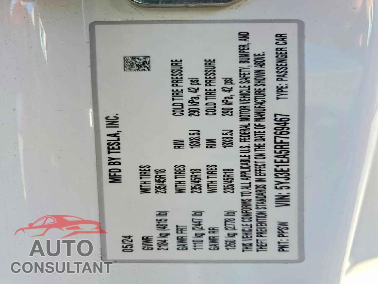 TESLA MODEL 3 2024 - 5YJ3E1EA5RF769467