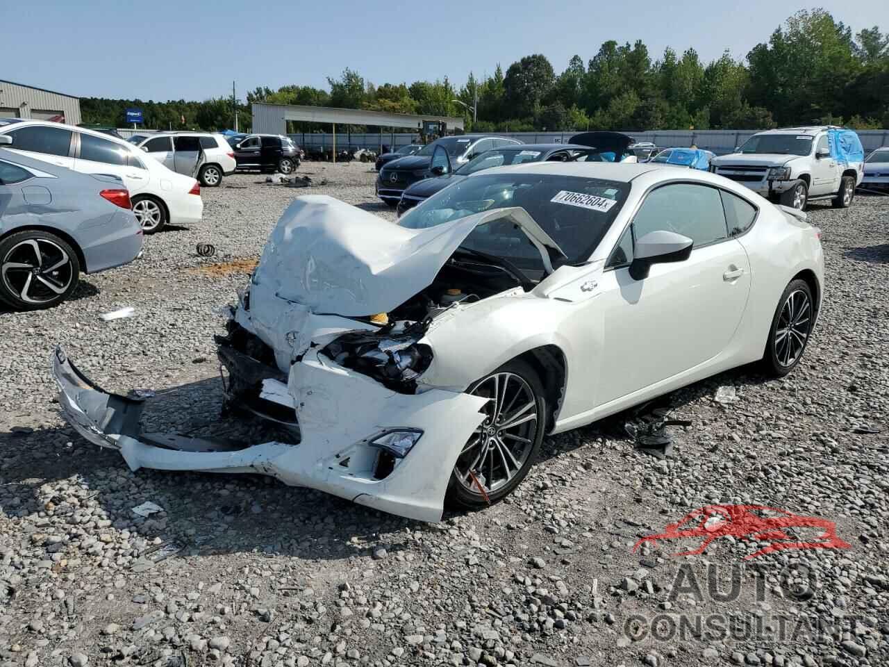 TOYOTA SCION 2016 - JF1ZNAA11G8704439