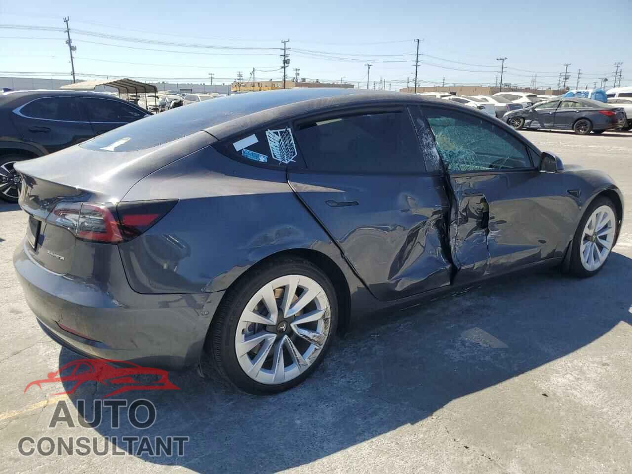 TESLA MODEL 3 2022 - 5YJ3E1EB5NF145543