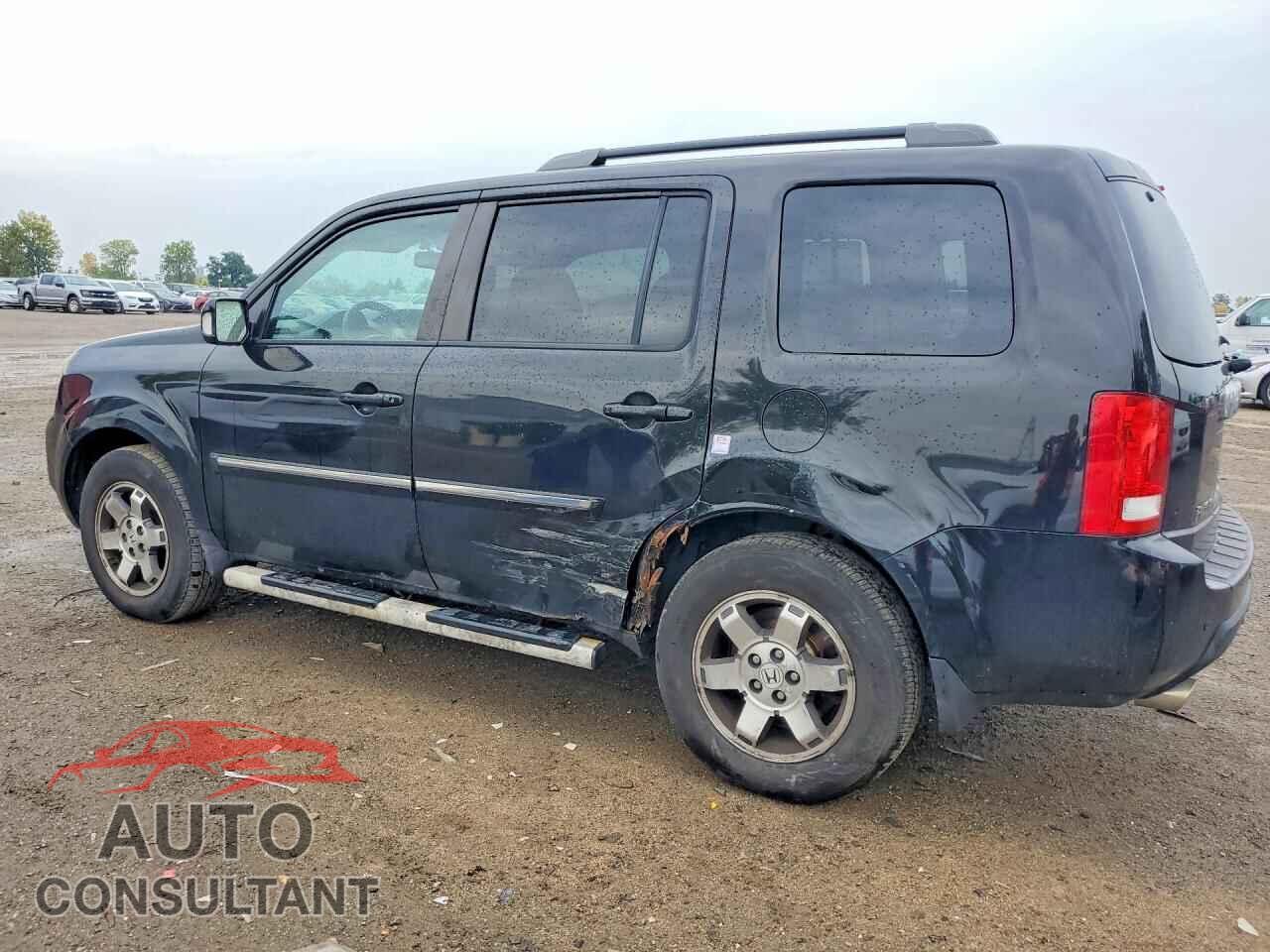 HONDA PILOT 2011 - 5FNYF4H94BB022115