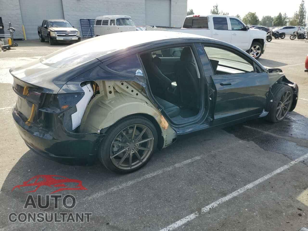 TESLA MODEL 3 2018 - 5YJ3E1EA1JF013932