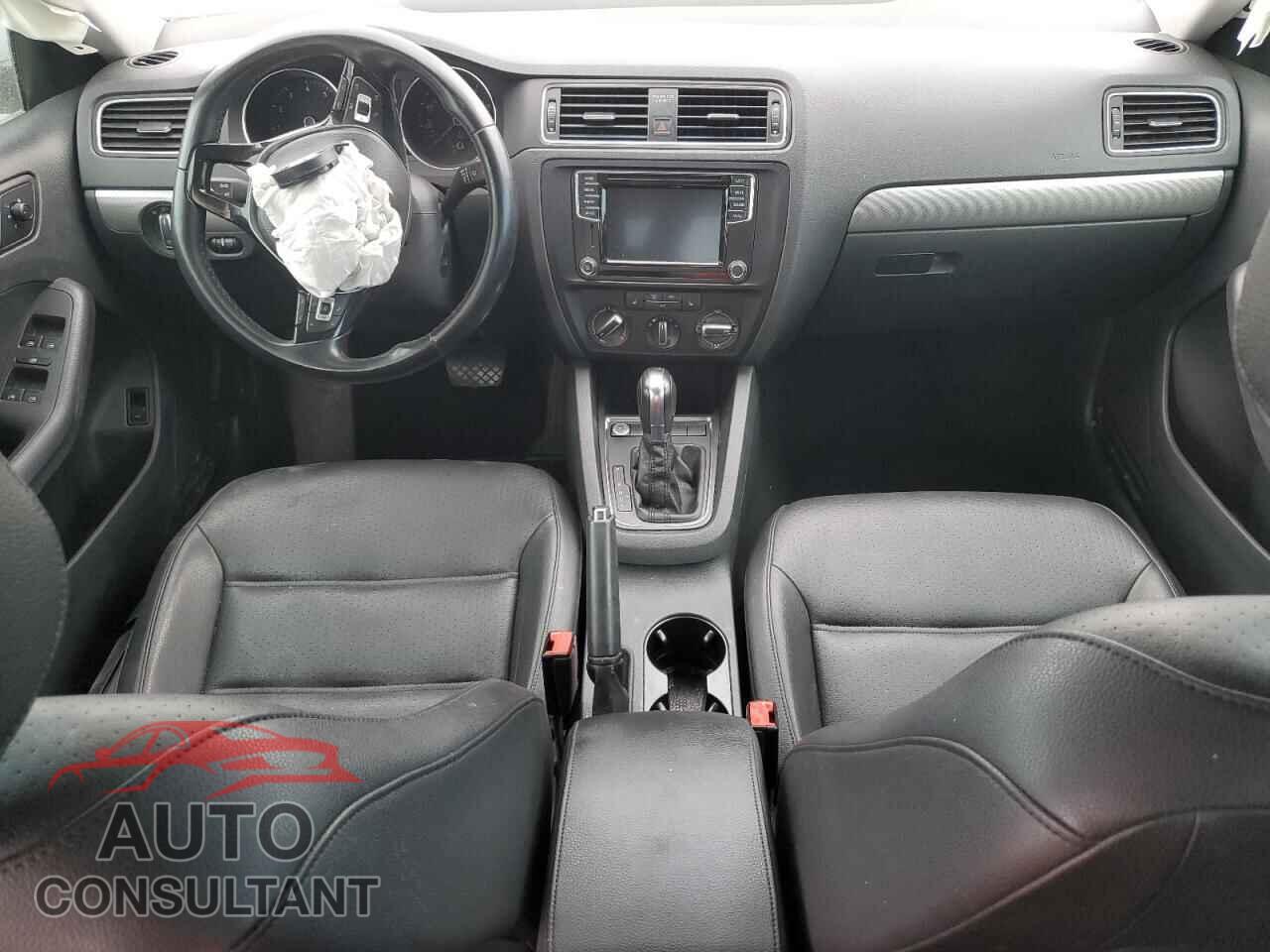 VOLKSWAGEN JETTA 2017 - 3VWDB7AJ8HM361011