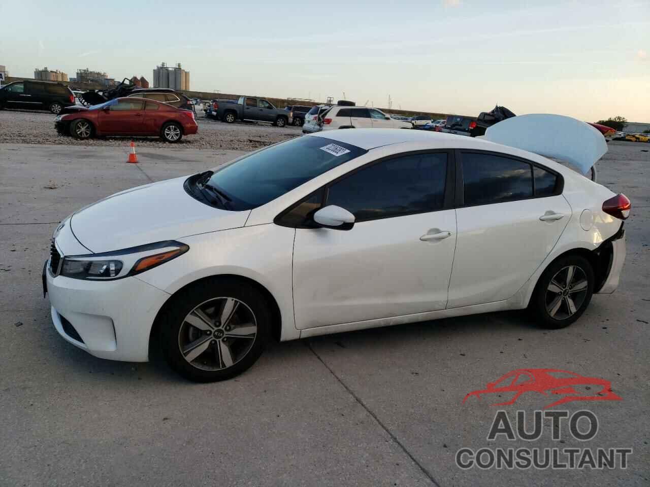 KIA FORTE 2018 - 3KPFL4A70JE274733