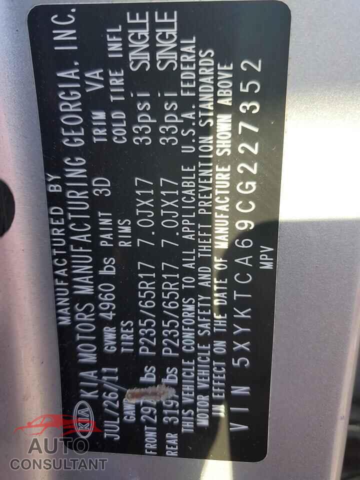 KIA SORENTO 2012 - 5XYKTCA69CG227352