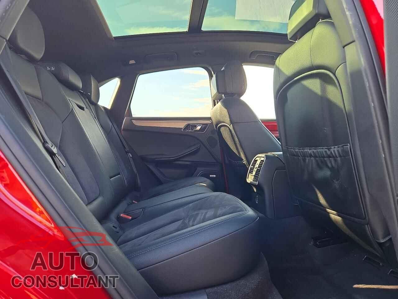 PORSCHE MACAN 2018 - WP1AB2A53JLB37470