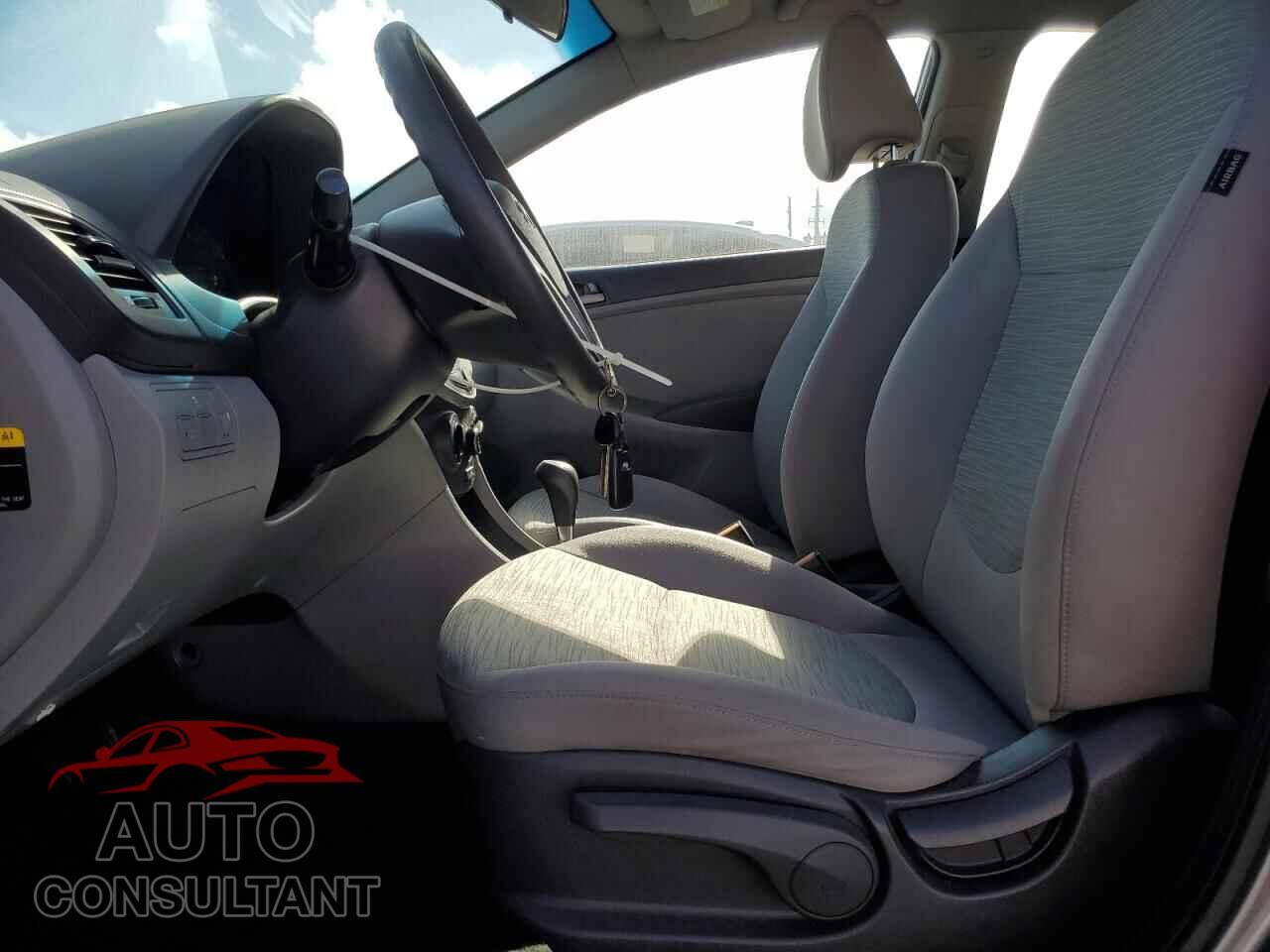 HYUNDAI ACCENT 2016 - KMHCT4AE2GU966578