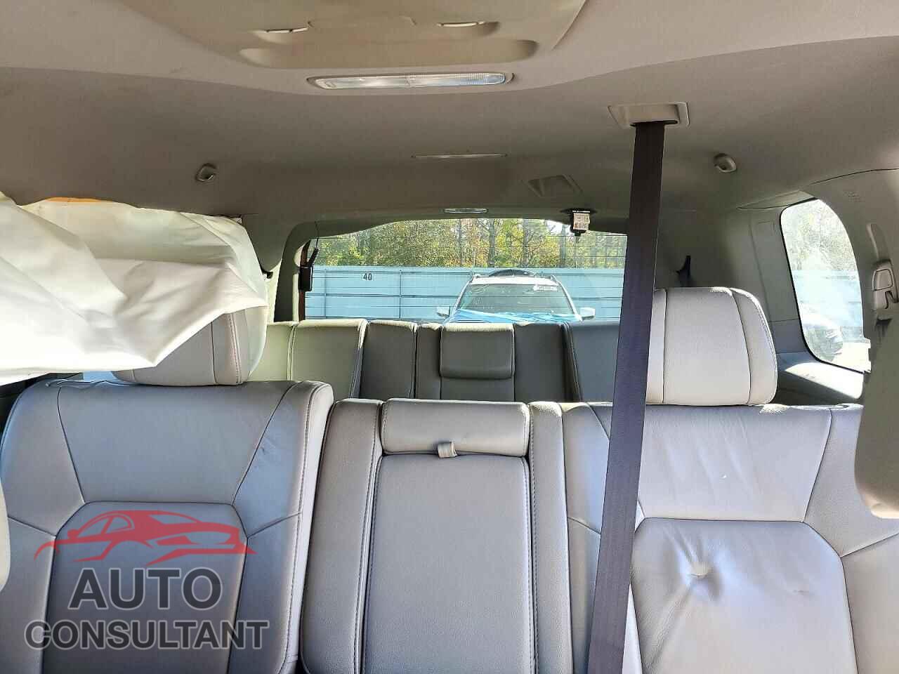 HONDA PILOT 2013 - 5FNYF4H6XDB031300