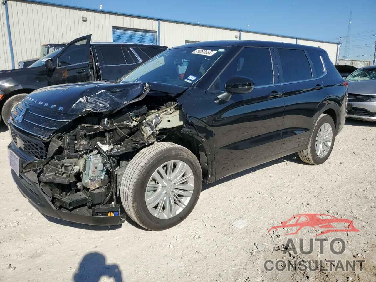MITSUBISHI OUTLANDER 2024 - JA4J4UA88RZ016339