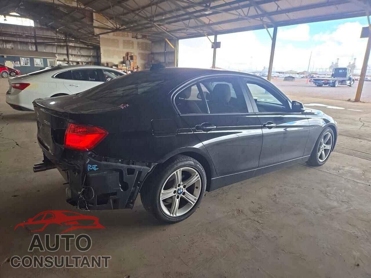 BMW 3 SERIES 2012 - WBA3C1C51CF433875