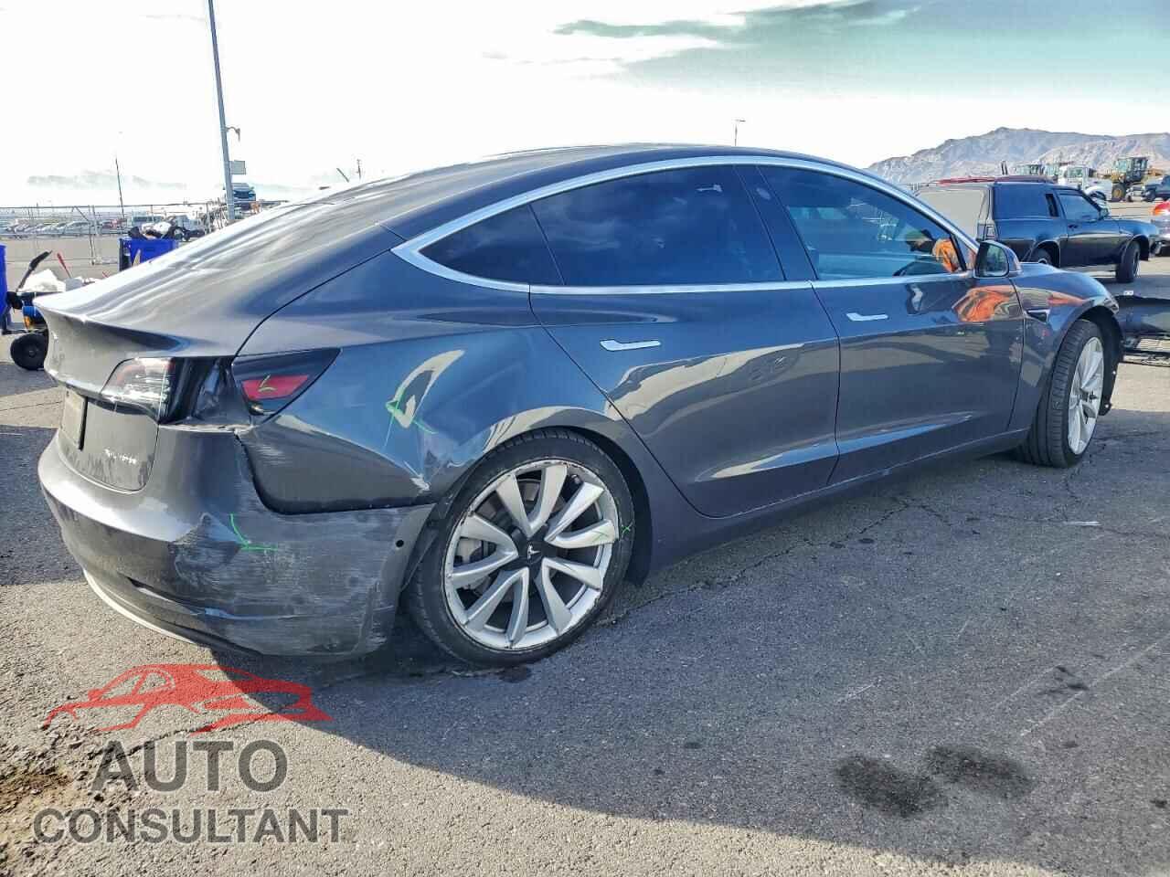 TESLA MODEL 3 2019 - 5YJ3E1EB7KF433740