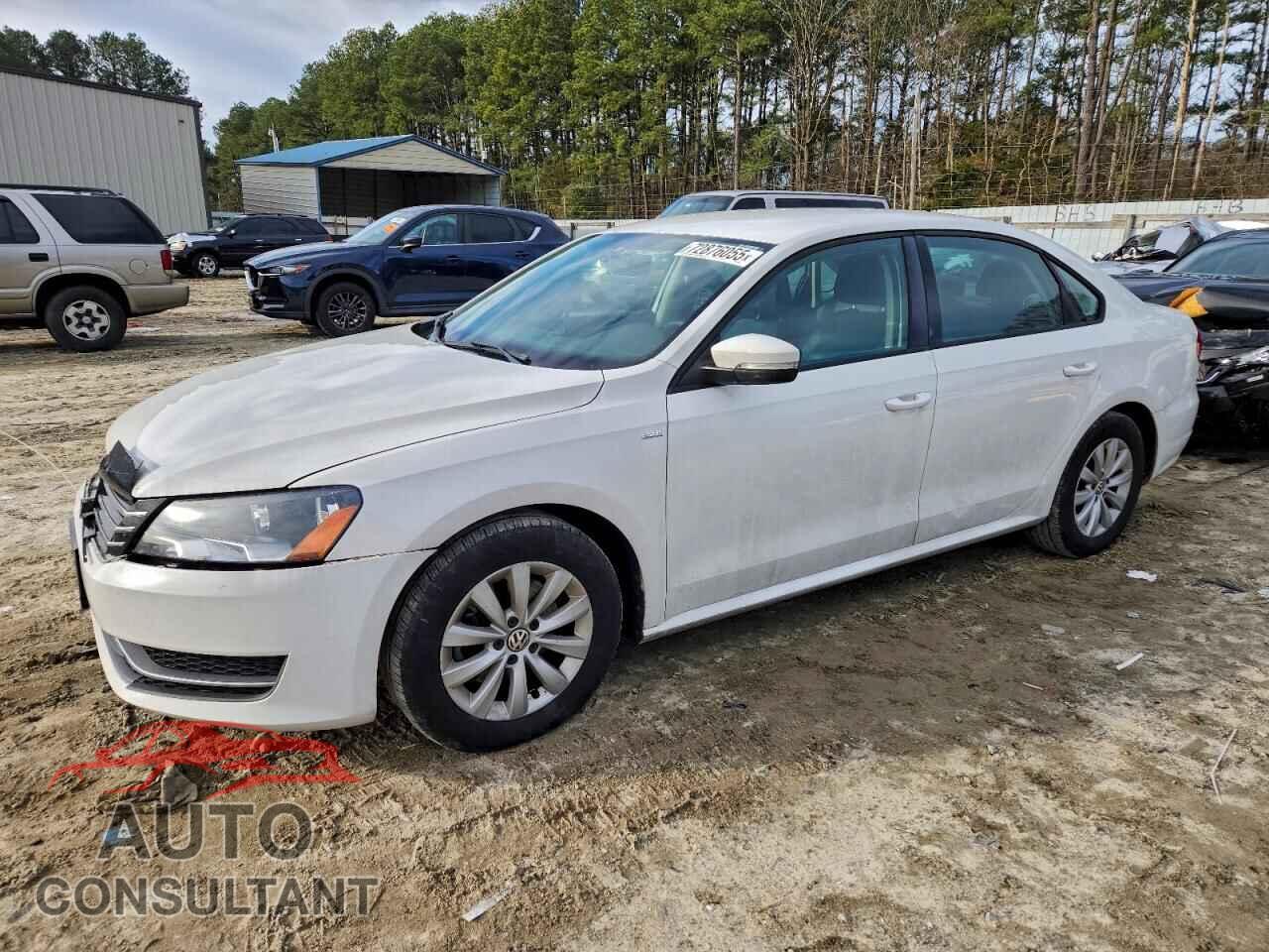 VOLKSWAGEN PASSAT 2014 - 1VWAP7A35EC002749