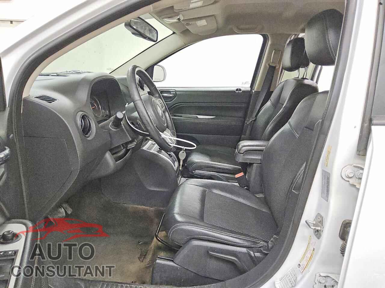 JEEP COMPASS 2017 - 1C4NJCEB9HD160798