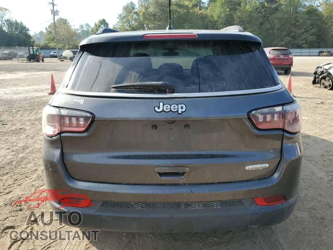 JEEP COMPASS 2018 - 3C4NJCBB5JT286984